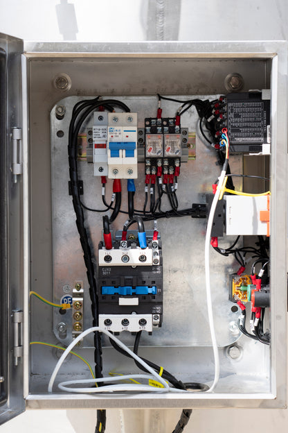 200L (53 gal) Programmable Autoclave for Mushroom Substrate — 304 Stainless, 6 kW/240 V, Stable 250 °F (121 °C, ~15–20 psi), Pressure-Tested 12 h @ 0.2 MPa (29 psi), with Anti-Dry-Burn Protection